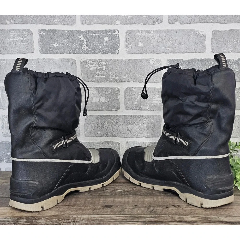 Keen Warm Waterproof Winter Boots 1026753 Black 400g‎ Insulated Youth Size 7
